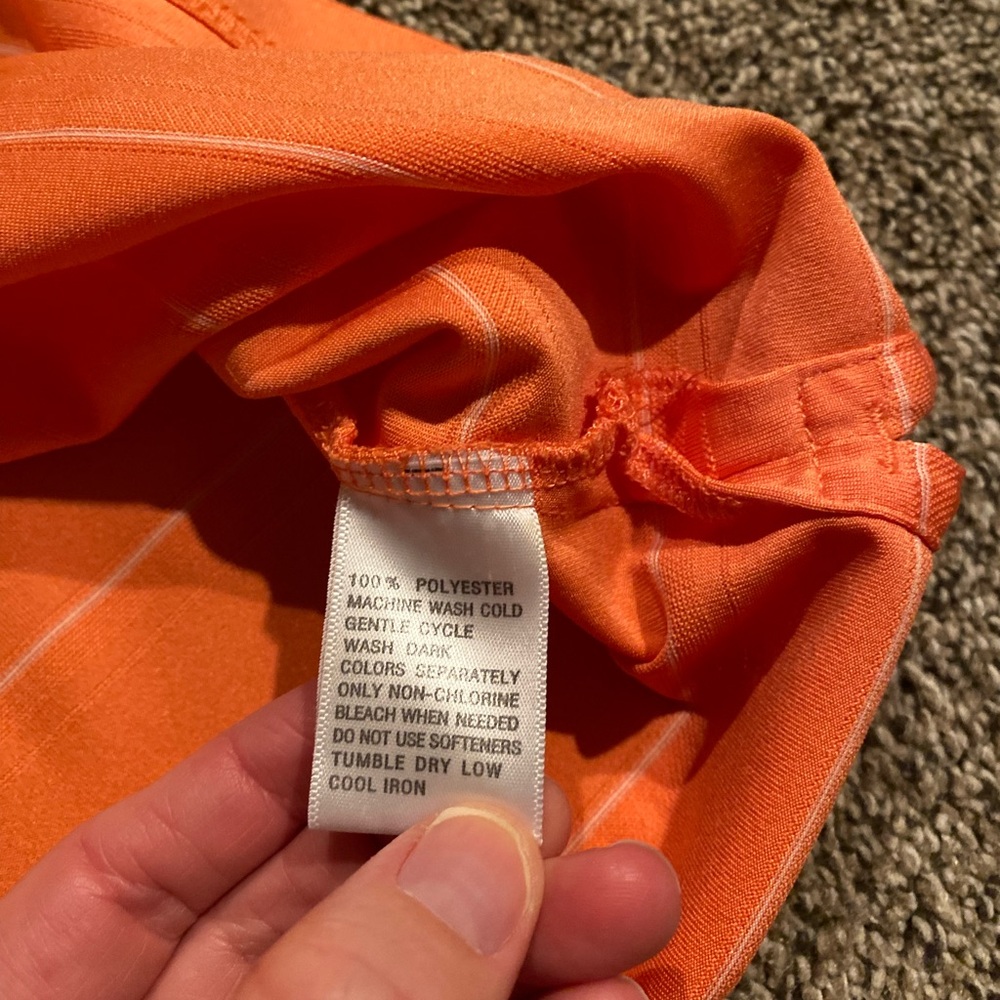 Men’s XL Dry Fit Golf Collared Orange Shirt - Picture 4 of 4